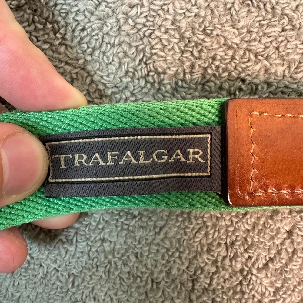 Trafalgar Mens Green Woven Fabric Brown Leather Belt Silver Tone Buckle 55 Inch